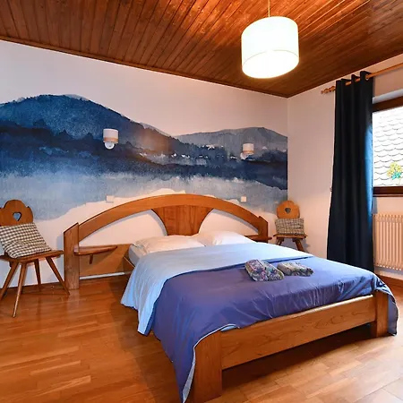 S'harzala Bleu * برغهايم