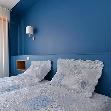 بيت للعطل S'harzala Bleu *